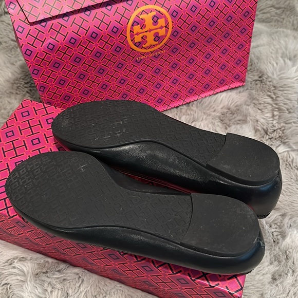 EUC Tory Burch Reva Ballet - Picture 3 of 4